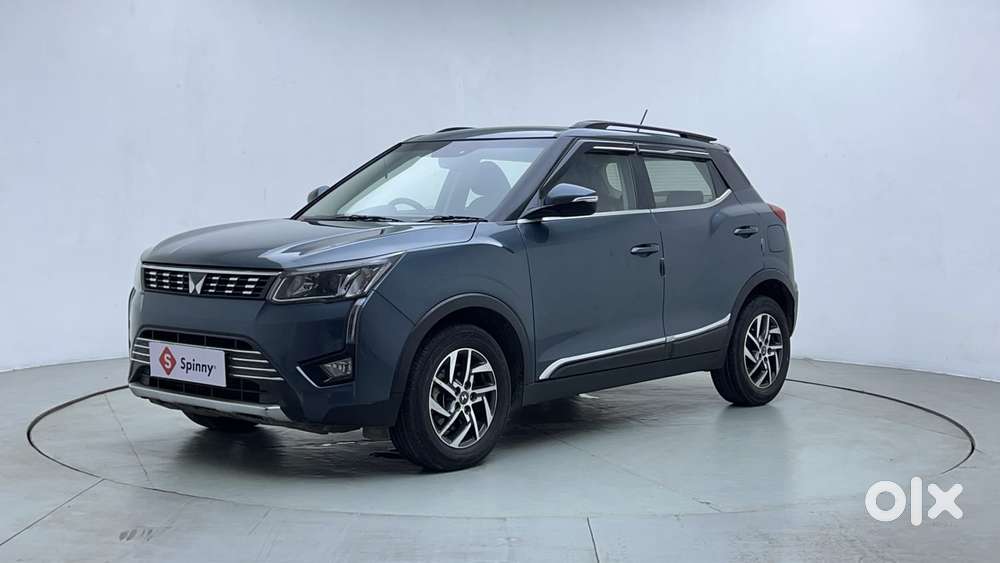 Mahindra Xuv300 W8 (o) 1.5 Diesel Amt, 2023, Diesel