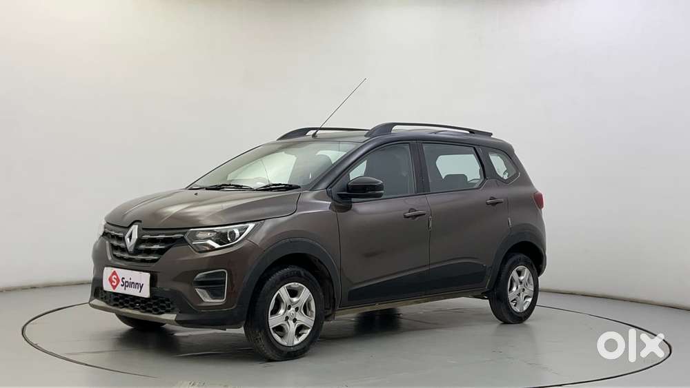 Renault Triber Rxz, 2022, Petrol