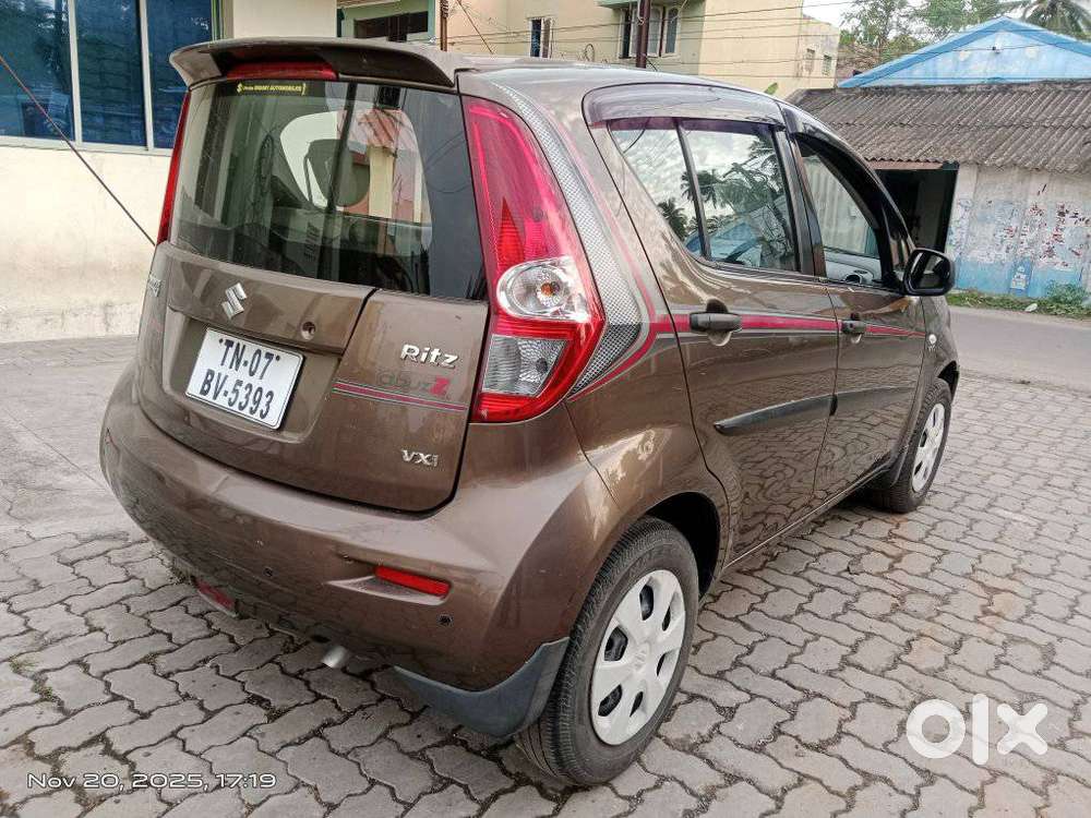 Maruti Suzuki Ritz Vxi, 2013, Petrol