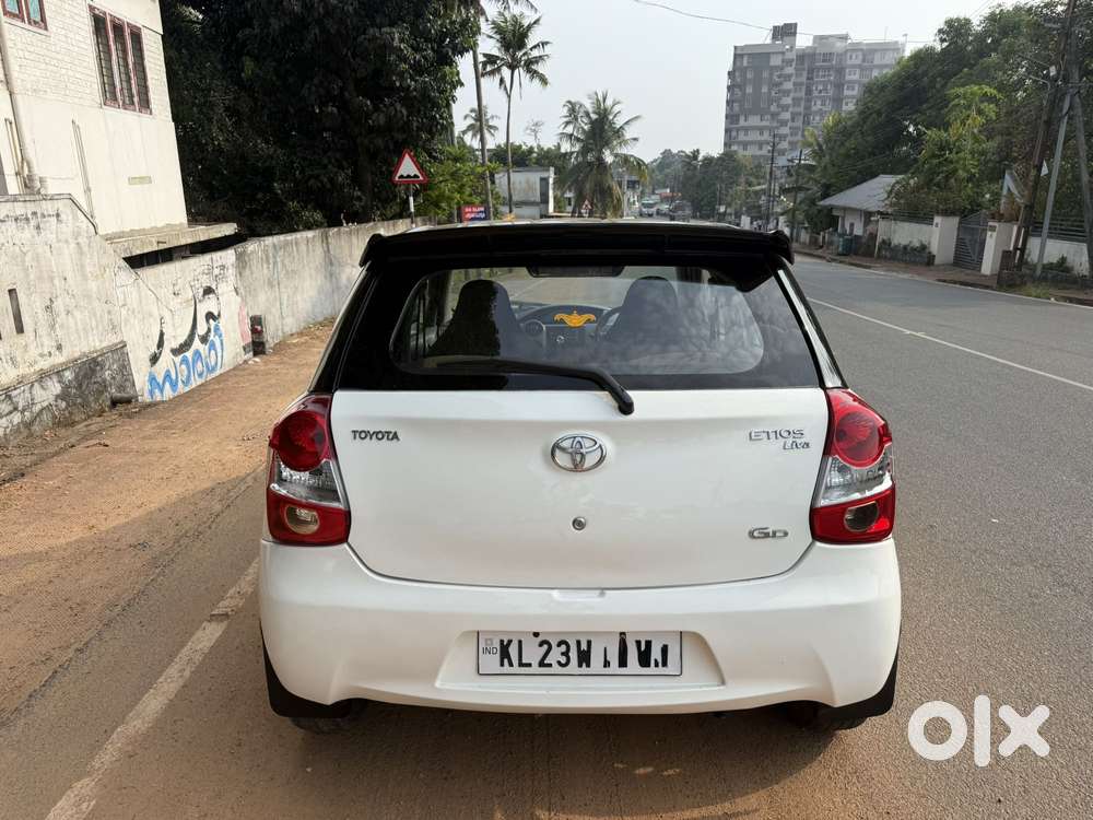 Toyota Etios Liva 2013-2014 G, 2013, Diesel