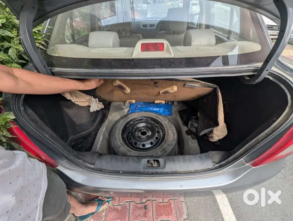 New Battery New Tyre Orginal Paint Dehradun No. 2.35 Lakh
