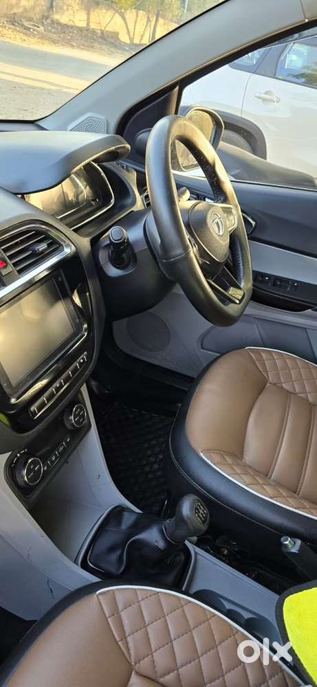 Tata Tiago Xz Plus Bs6, Model Mfg 7/2020, Petrol+cng  Only ₹4,75,000