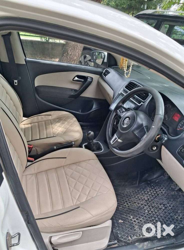 Volkswagen Polo Petrol Highline 1.2l, 2013, Petrol