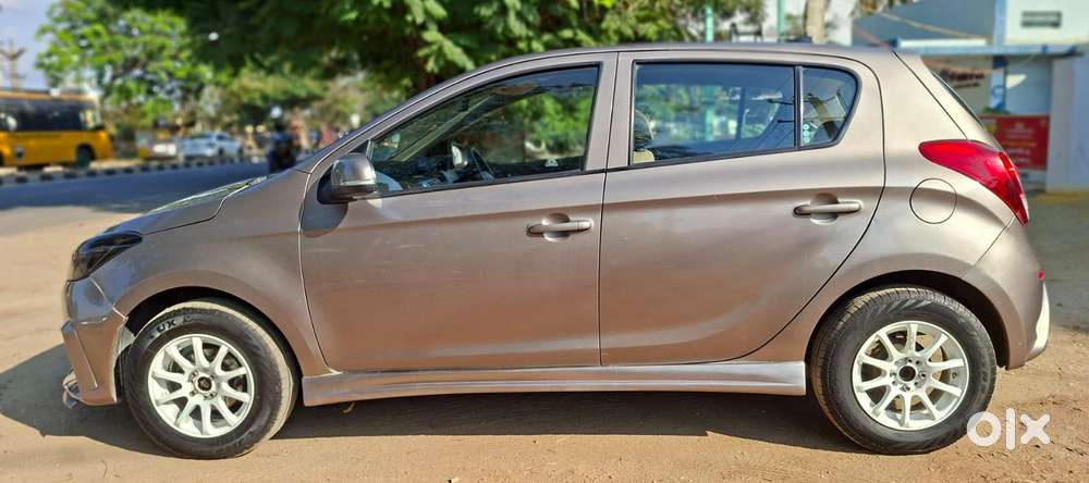 Hyundai I20 Sportz 1.2 Bs-iv, 2013, Petrol