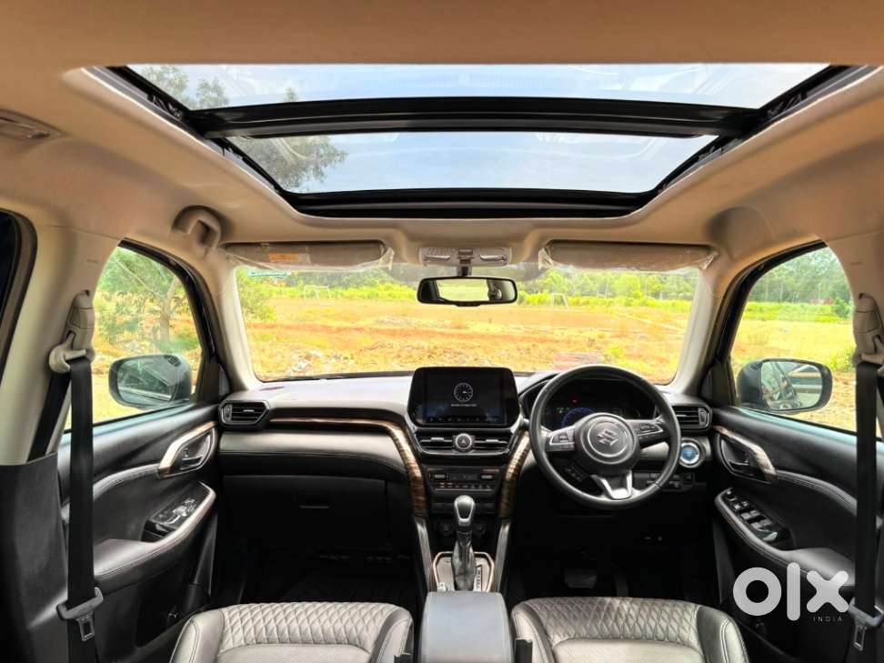 Maruti Suzuki Grand Vitara 1.5 Alpha Plus Intelligent Hybrid Ecvt, 2..