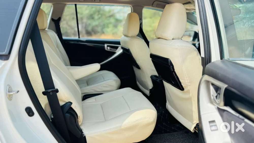Toyota Innova Crysta 2.4 V 7 Str, 2017, Diesel