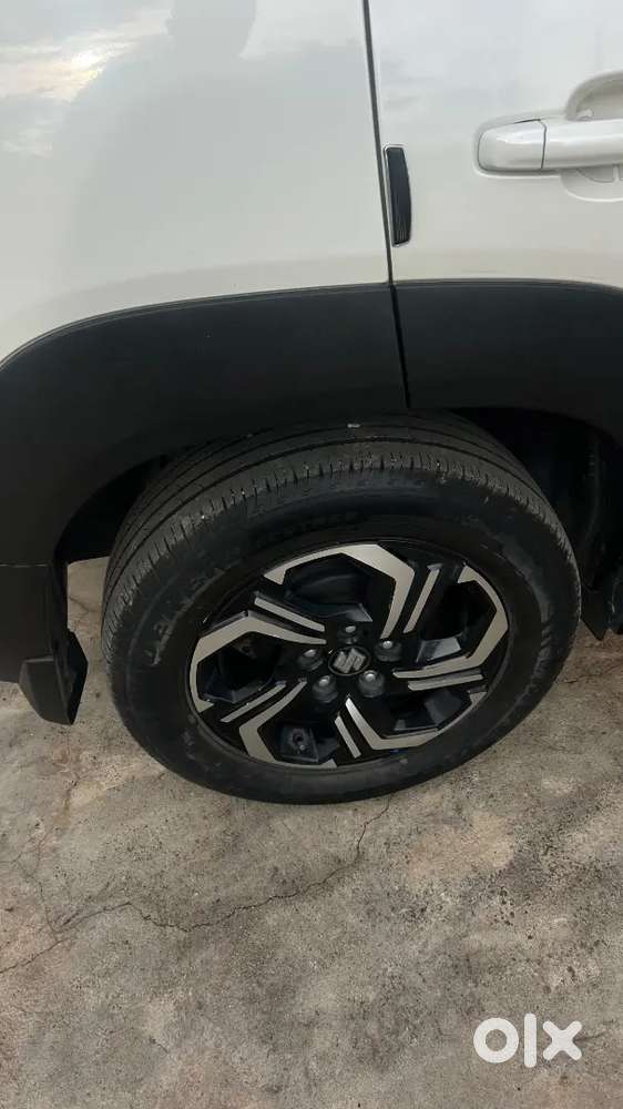 Maruti Brezza Zxi 2023 Plus