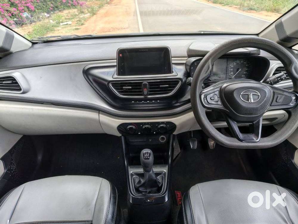 Tata Altroz Xm Plus Petrol, 2021, Petrol