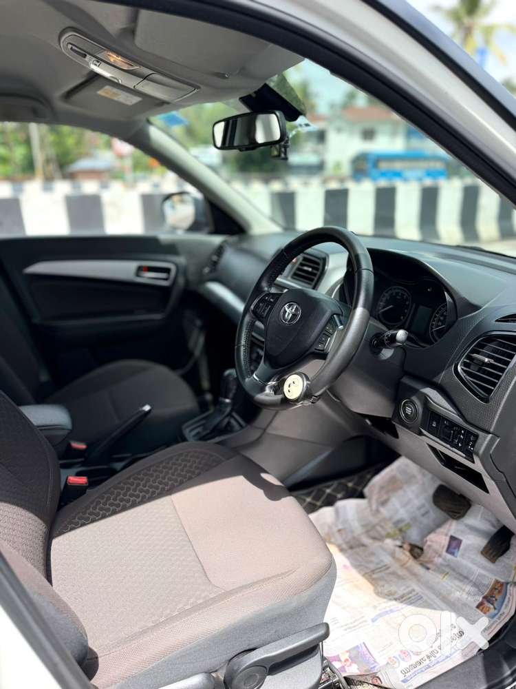 Toyota Urban Cruiser 1.5 Premium Grade At, 2022, Petrol