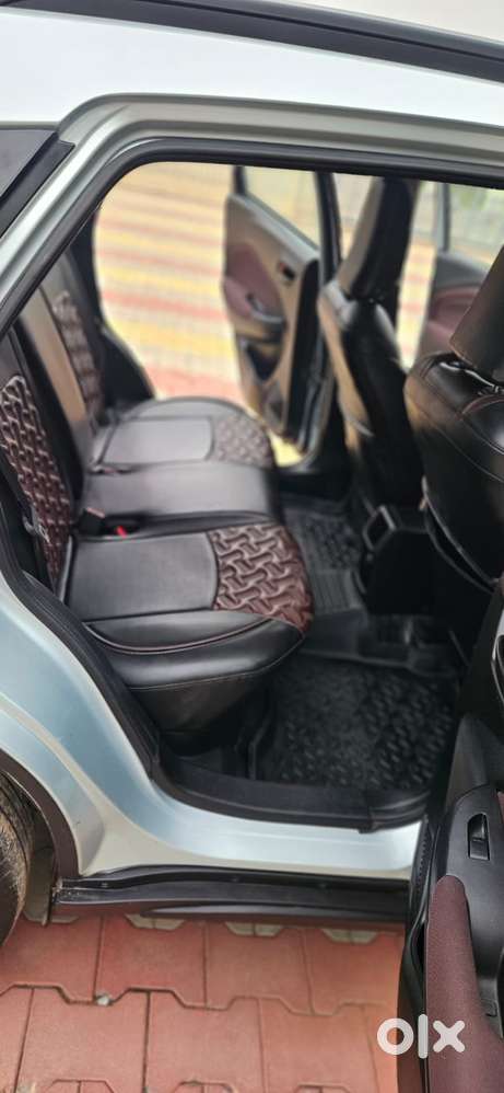 Maruti Suzuki Fronx Delta Plus 1.2 Mt, 2023, Petrol