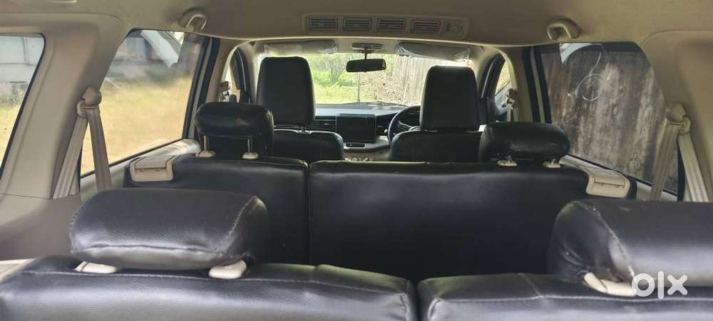 Maruti Suzuki Xl6 1.5 Zeta Mt, 2024, Petrol