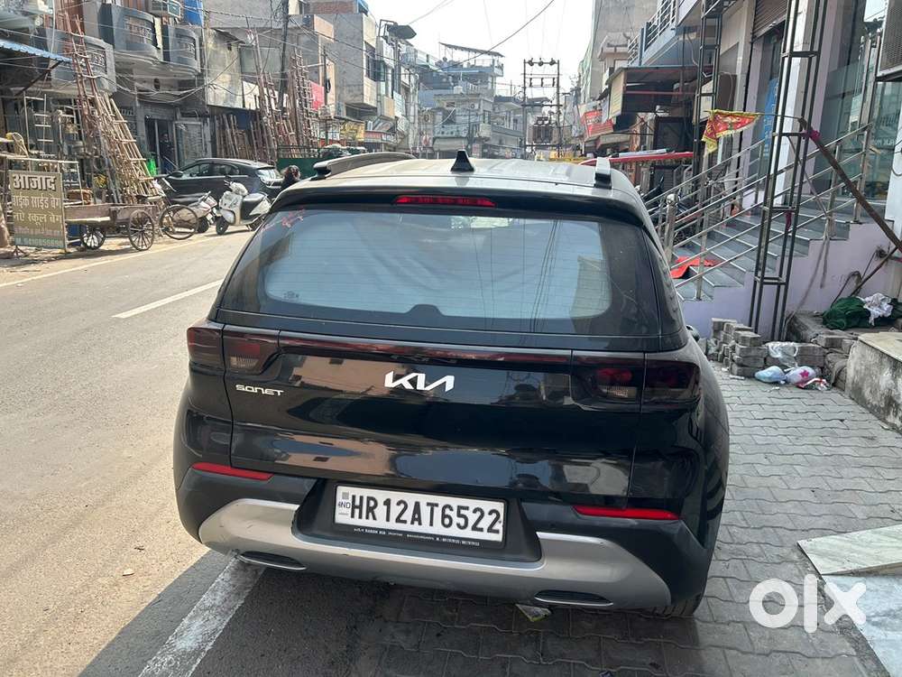 Kia Sonet Petrol 2023