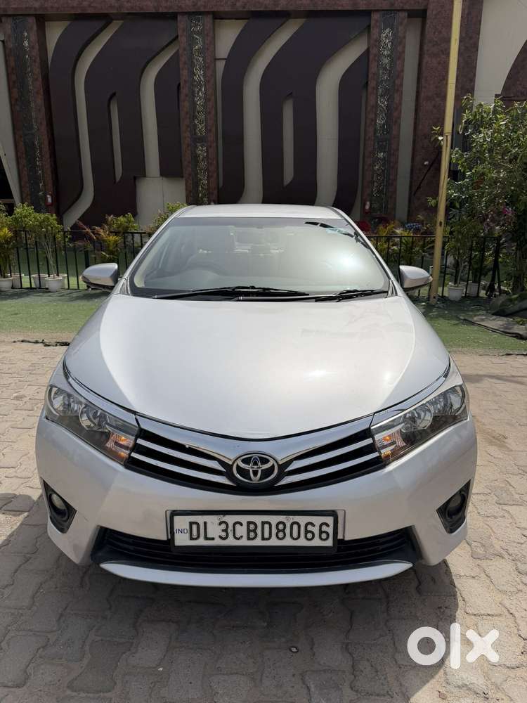 Toyota Corolla Altis, 2014, Petrol