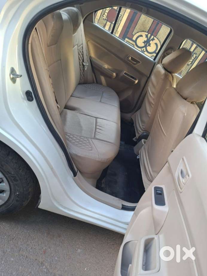 Maruti Suzuki Swift Dzire Lxi Optional-o, 2023, Cng & Hybrids