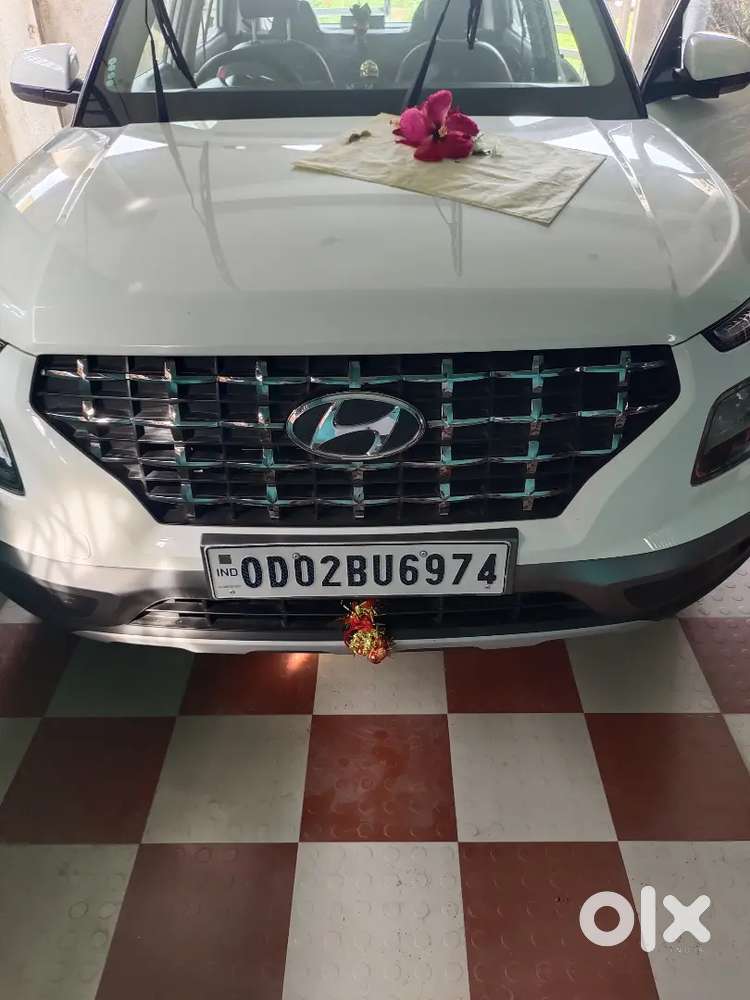 Hyundai Venue Kappa 2022  Bank Employee Car Km Driven 12000 Only