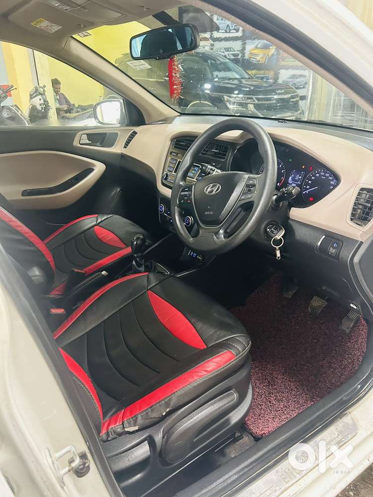Hyundai I20 Sportz Plus, 2016, Petrol