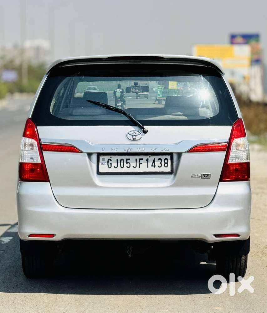 Toyota Innova 2.5 Vx 8 Seater Bs Iv, 2014, Diesel