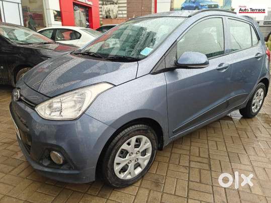 Hyundai Grand I10 Sportz, 2016, Petrol