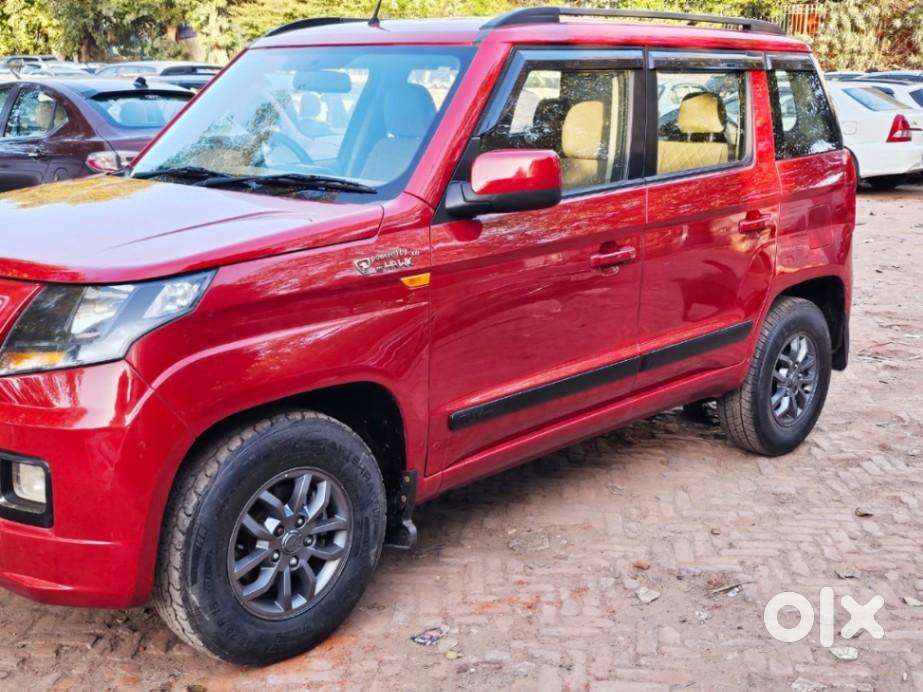 Mahindra Tuv 300 T10, 2018, Diesel