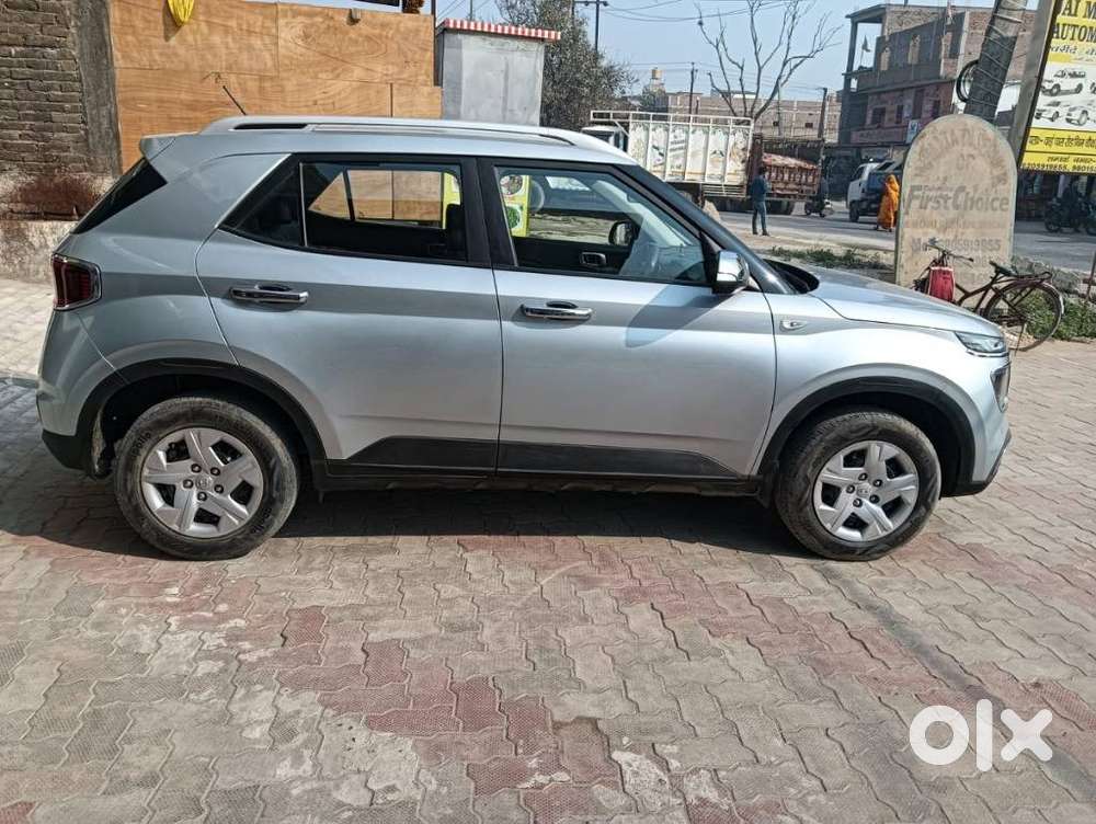 Hyundai Venue Sx, 2020, Petrol