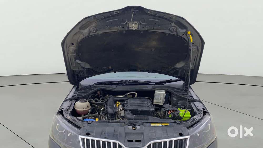 Skoda Rapid 1.0 Ambition Tsi At, 2021, Petrol