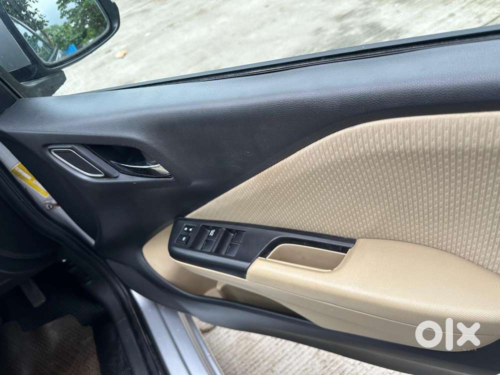 Honda City 1.5 V 5th Gen I-vtec Mt, 2018, Petrol