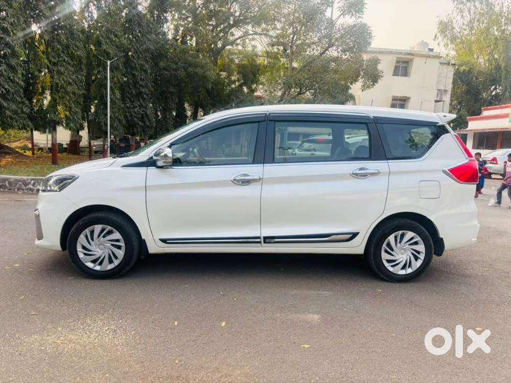 Maruti Suzuki Ertiga 2022-2023 Vxi Cng, 2022, Cng & Hybrids