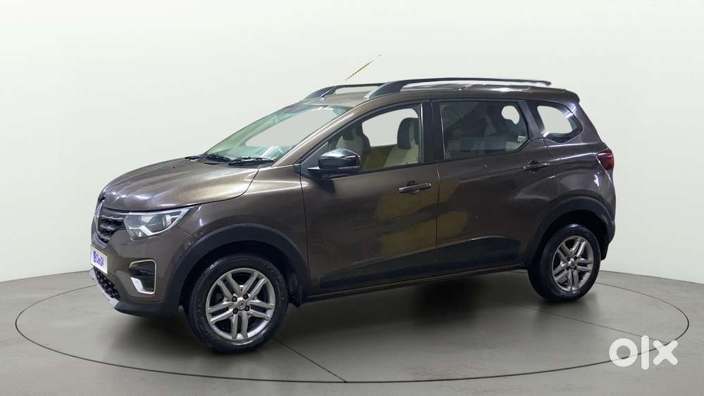 Renault Triber Rxz, 2022, Petrol