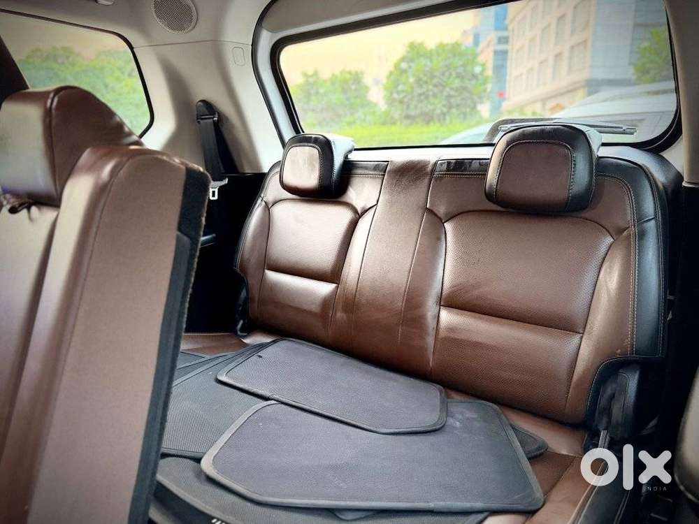 Mahindra Scorpio N Z8 Petrol Mt 7 Str, 2023, Petrol