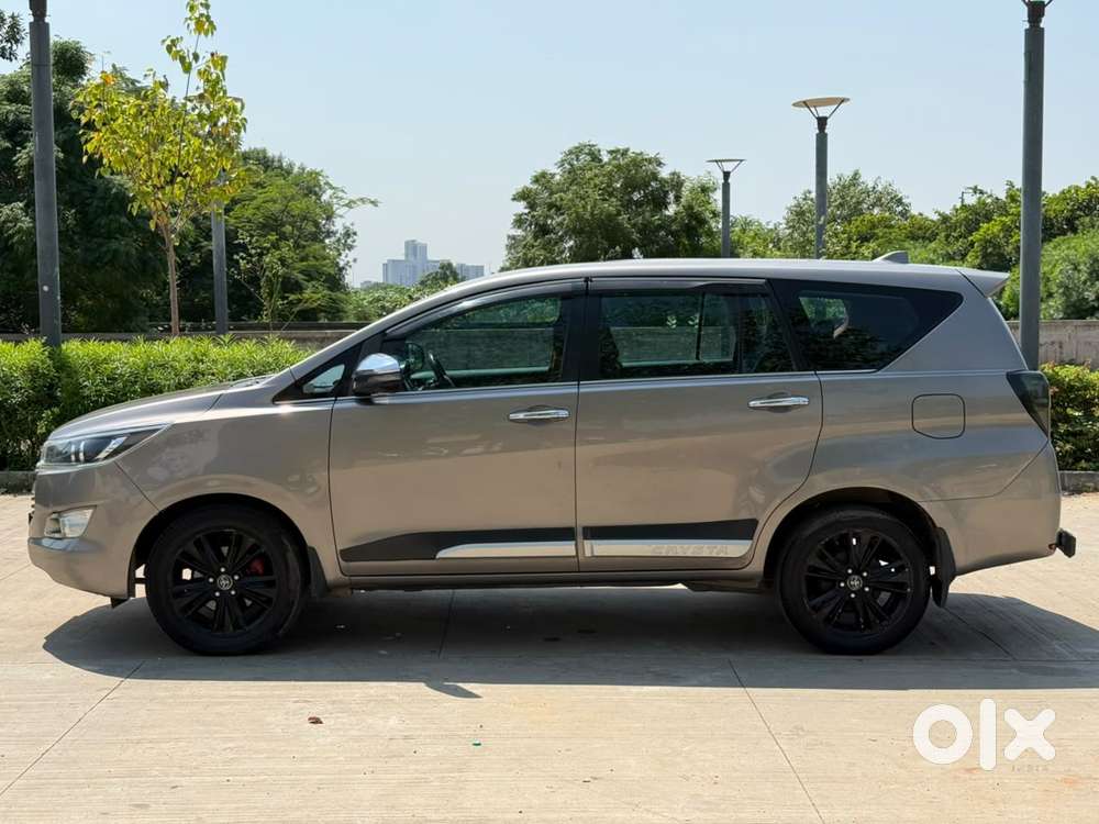 Toyota Innova Crysta 2.8z Automatic, 2018, Diesel