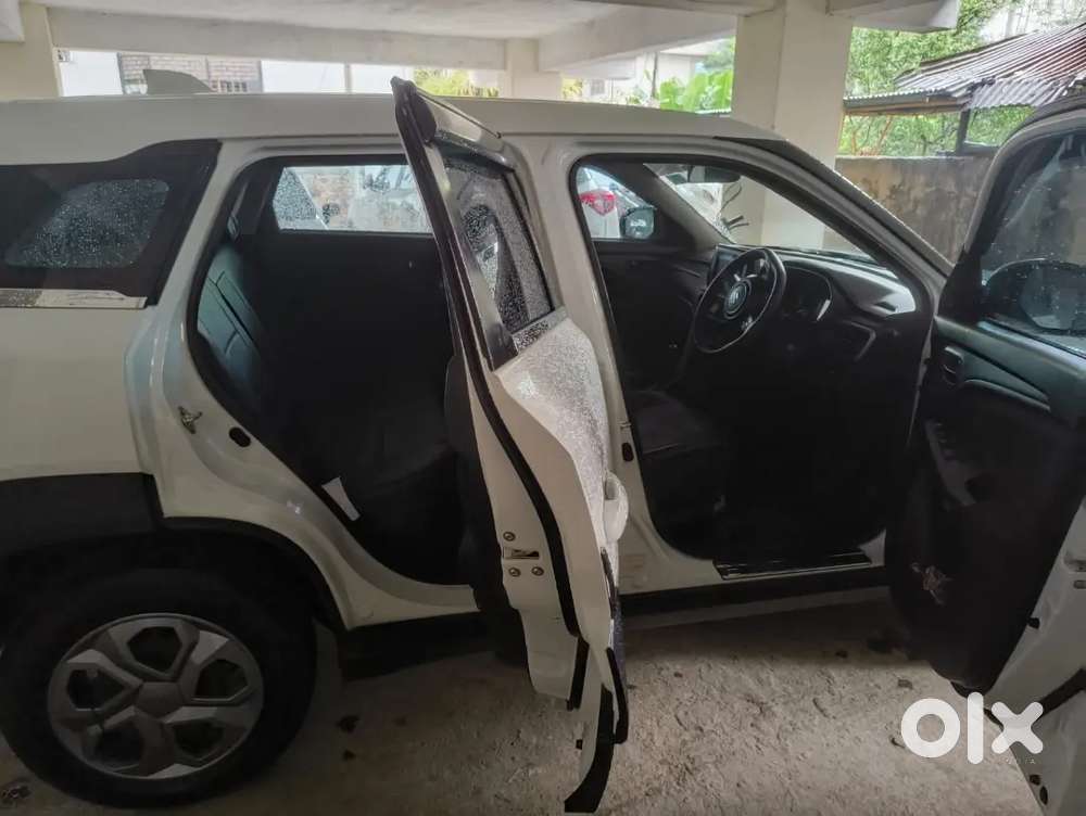 Maruti Suzuki Brezza 2024 Vxi (negotiable)
