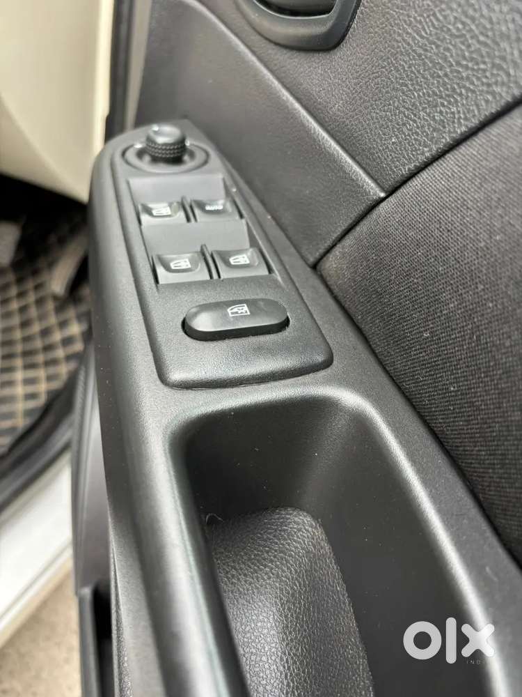 Renault Captur 2019 Petrol 70000 Km Driven