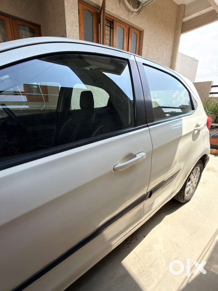 Tata Tiago Xz Top Model 2017 Petrol