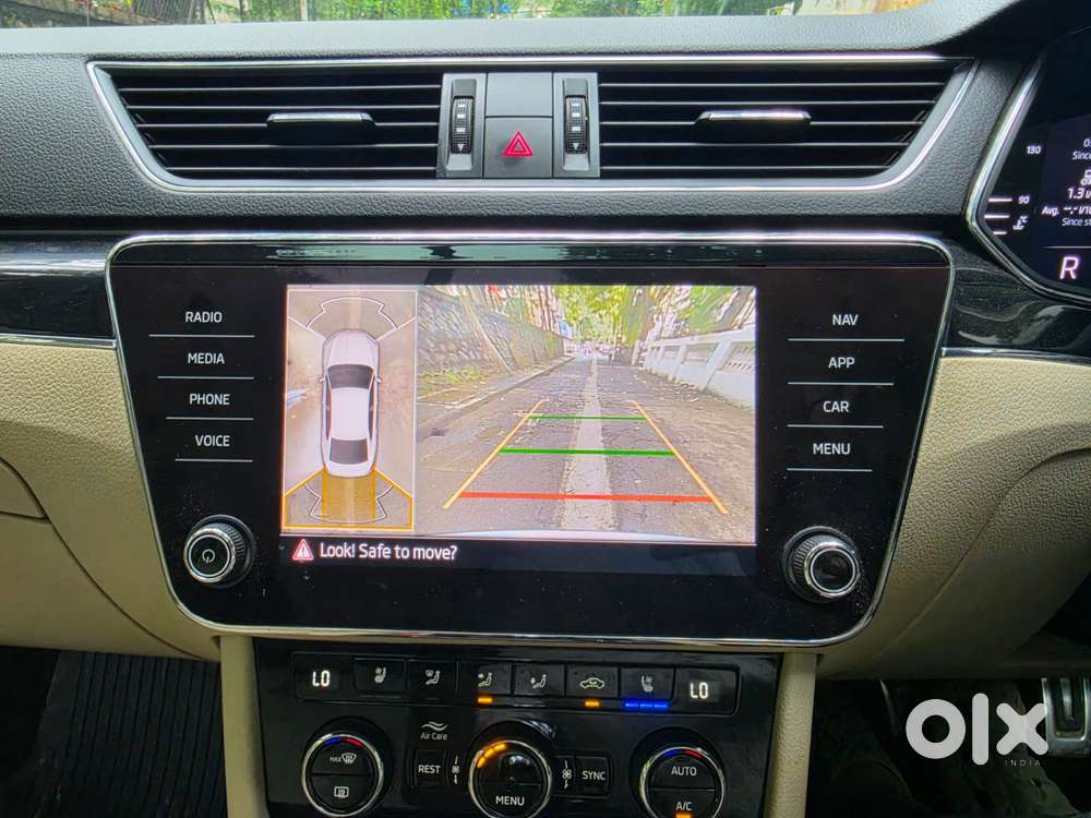 Skoda Superb 2.0 L&k Tsi At, 2022, Petrol
