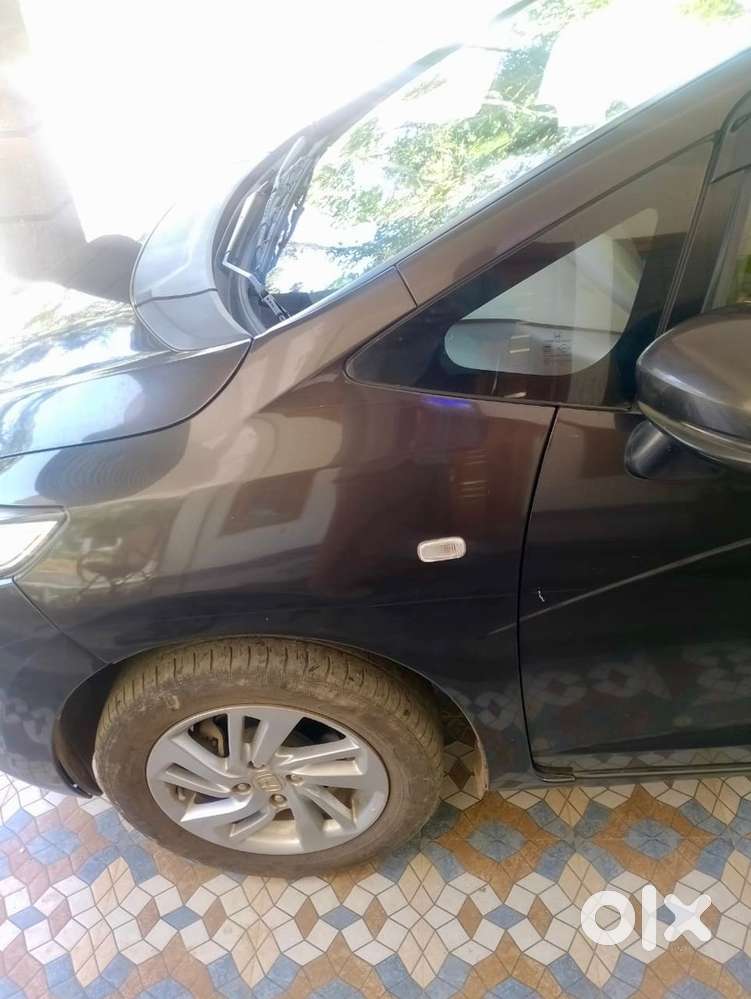 Honda Jazz 2019 Petrol 76500 Km Driven