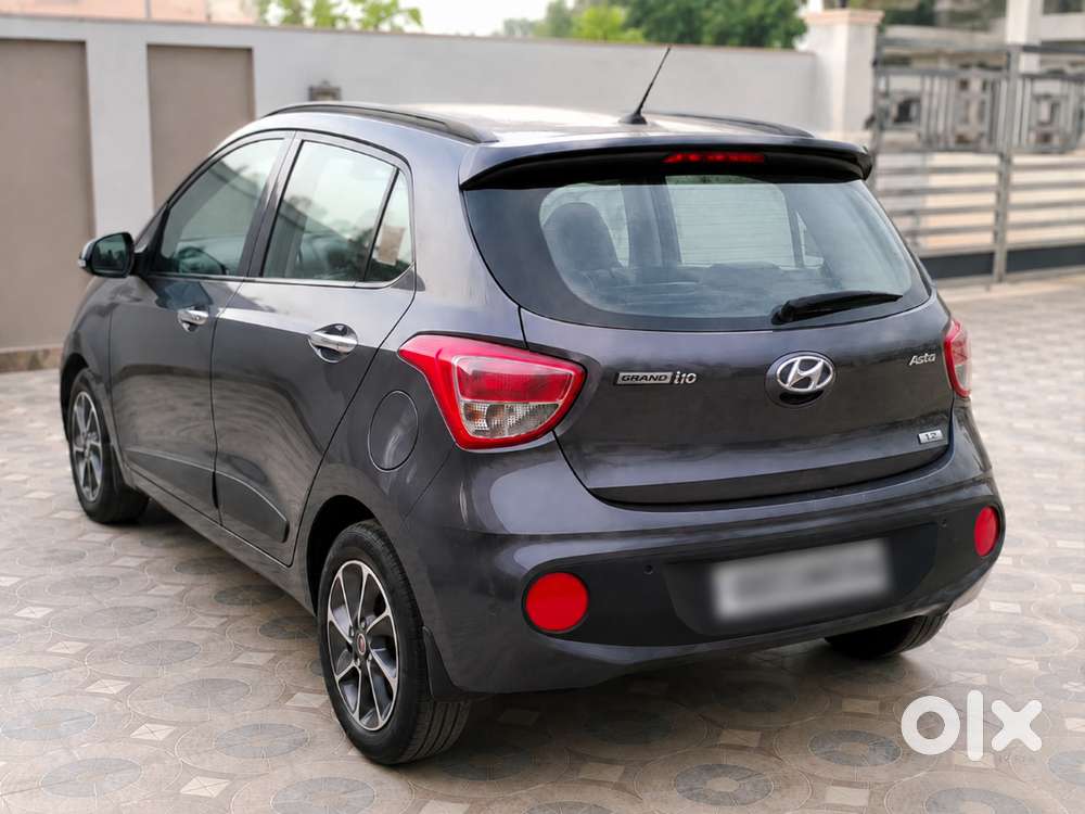 Hyundai Grand I10 Asta Petrol 2017  Only 32,576 Km Driven