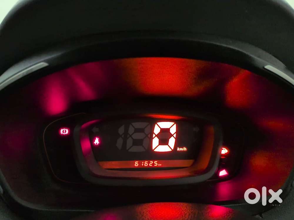 Renault Kwid 1.0 Rxt Sce Special (o), 2019, Petrol