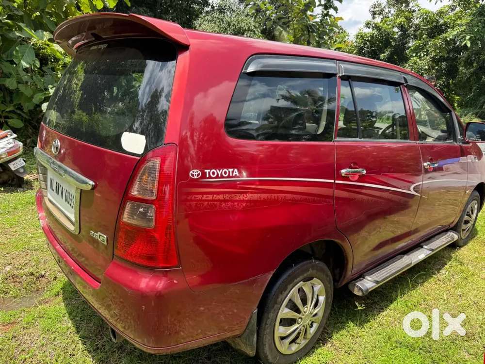 Toyota Innova 2007 Diesel 232000 Km Driven