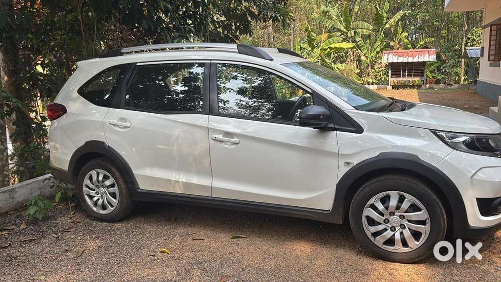 Honda Br-v 2017 Petrol 40000 Km Driven