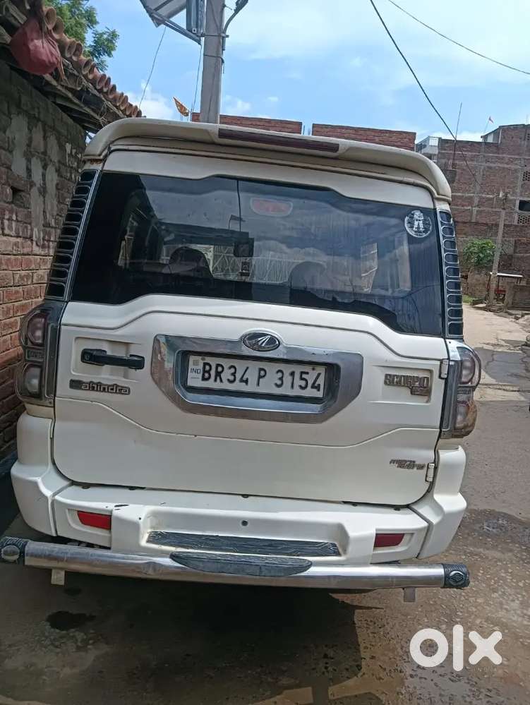 Mahindra Scorpio 2015 Diesel 125000 Km Driven