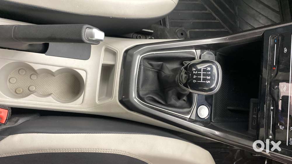 Volkswagen Taigun 1.0 Tsi Topline, 2022, Petrol