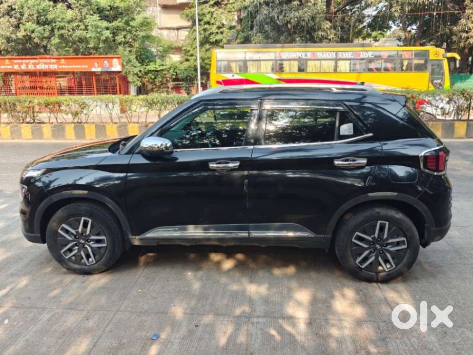 Hyundai Venue 1.0 S (o) Turbo Dct, 2025, Petrol