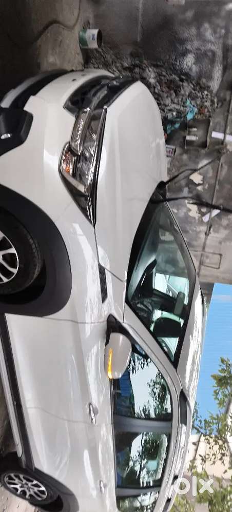 Maruti Suzuki Xl6 2025 Petrol 35000 Km Driven