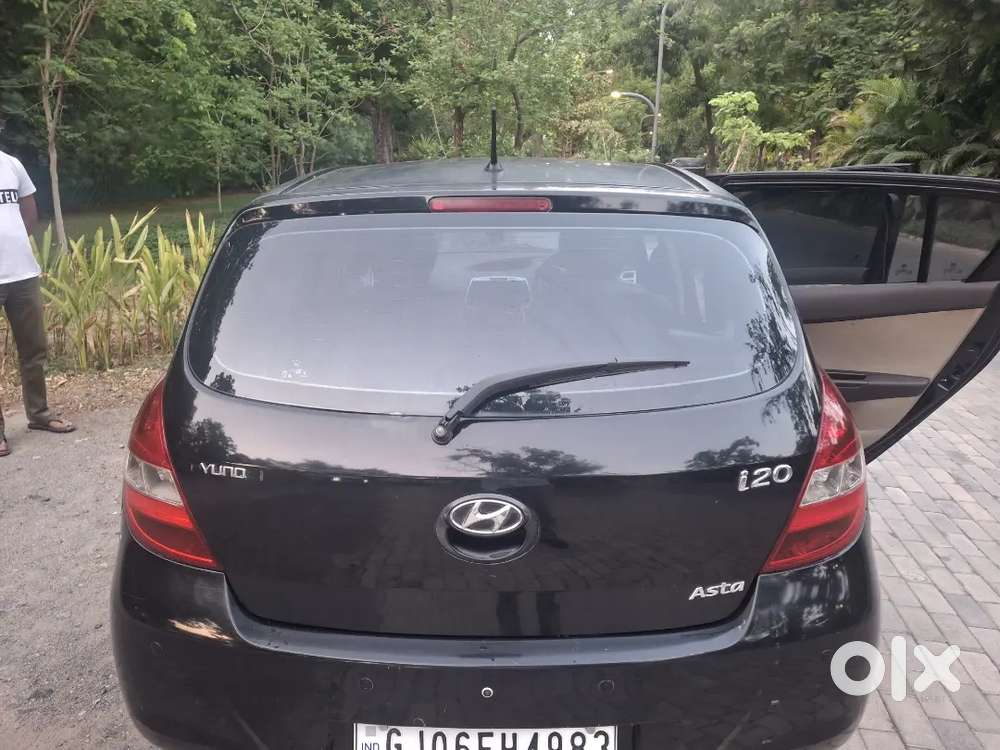 Hyundai I20 2011 Cng & Hybrids 97000 Km Driven