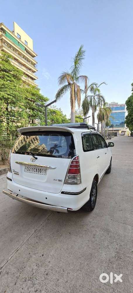 Toyota Innova 2.5 Vx 7 Seater Bs Iv, 2012, Diesel