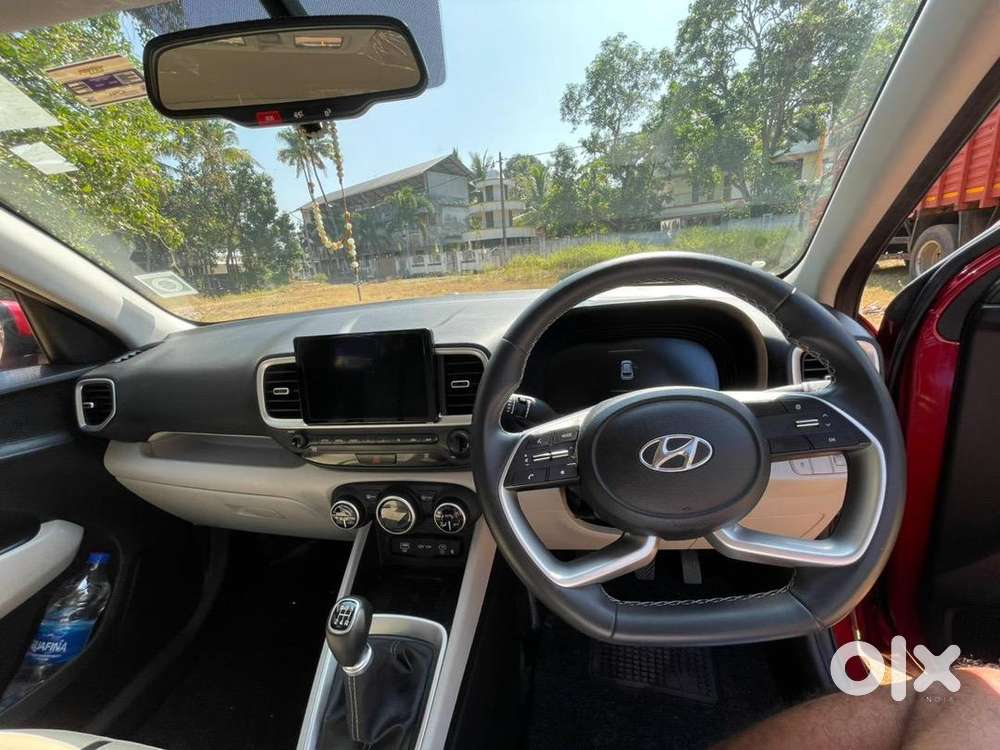 Hyundai Car Petrol 2023
