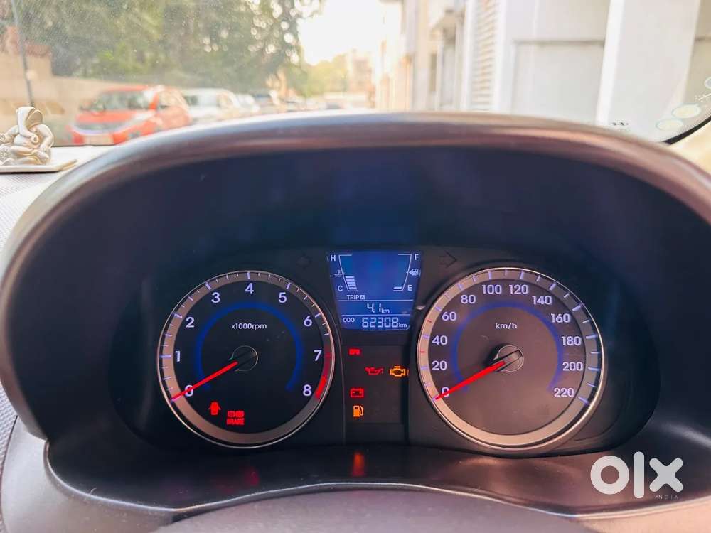 Hyundai Fluidic Verna 1.6 Vtvt Sx, 2016, Petrol