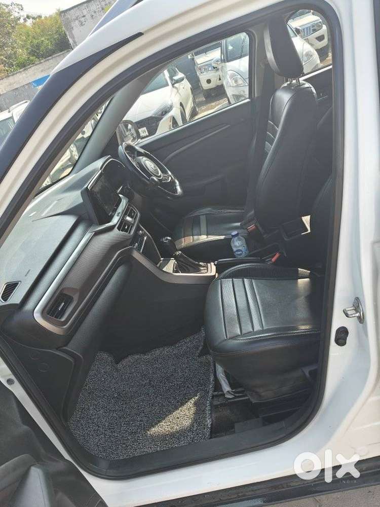 Maruti Suzuki Brezza 1.5 Zxi Plus Smart Hybrid, 2023