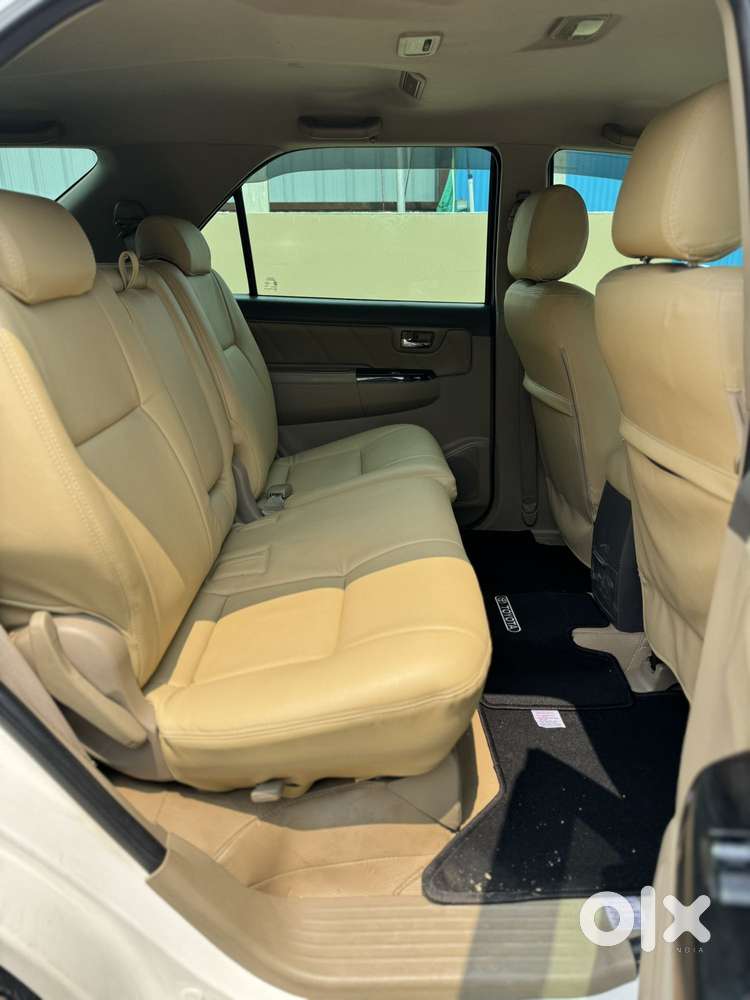 Toyota Fortuner 3.0 4x2 Automatic, 2012, Diesel