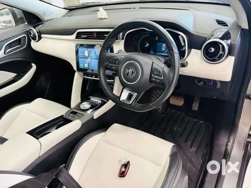Mg Zs Ev Exclusive Iconic Ivory, 2022, Electric